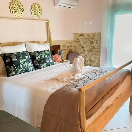 Momentum X - Modern Maisonette With Pool & View Tatil Evi Hanya