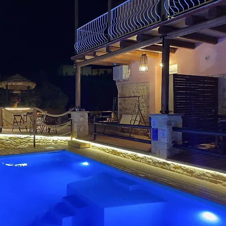 Tatil Evi Momentum X - Modern Maisonette With Pool & View Hanya